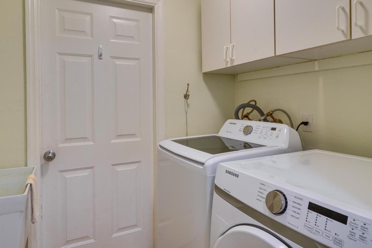 Pet-Friendly Cape Coral Vacation Rental With Lanai! Exteriör bild